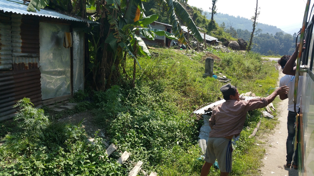 Typische Bushaltestelle.
