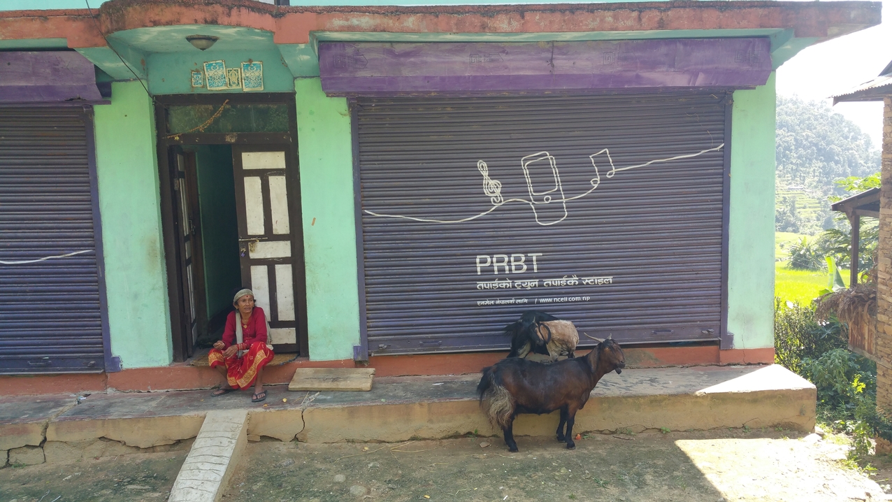 Impressionen am Wegrand vom Bus aus gesehen.
