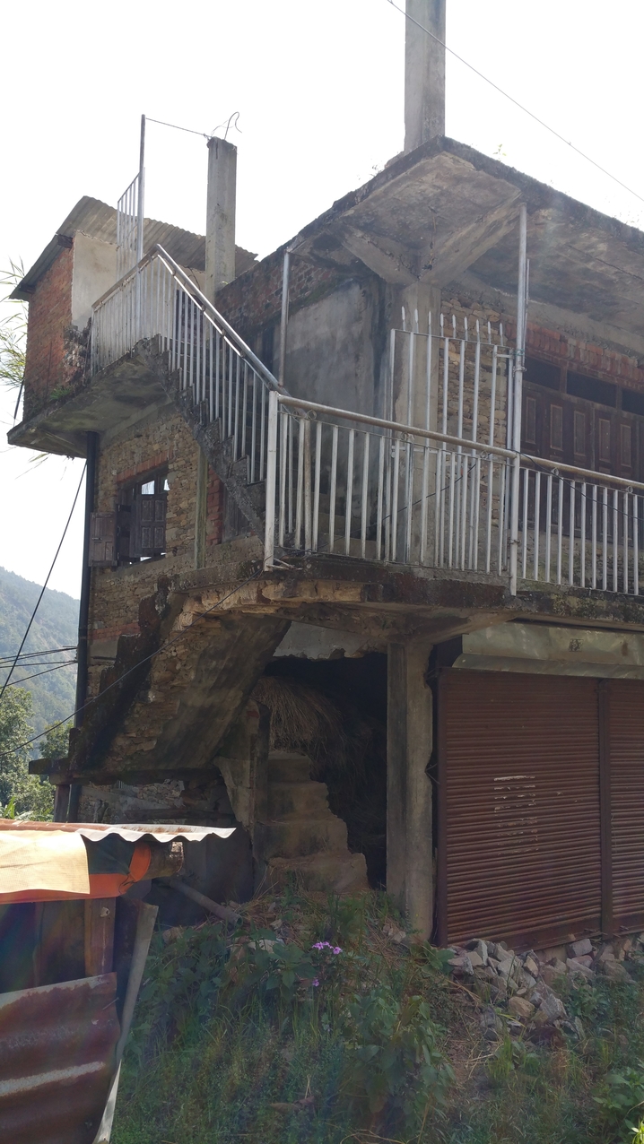 Impressionen am Wegrand vom Bus aus gesehen.
