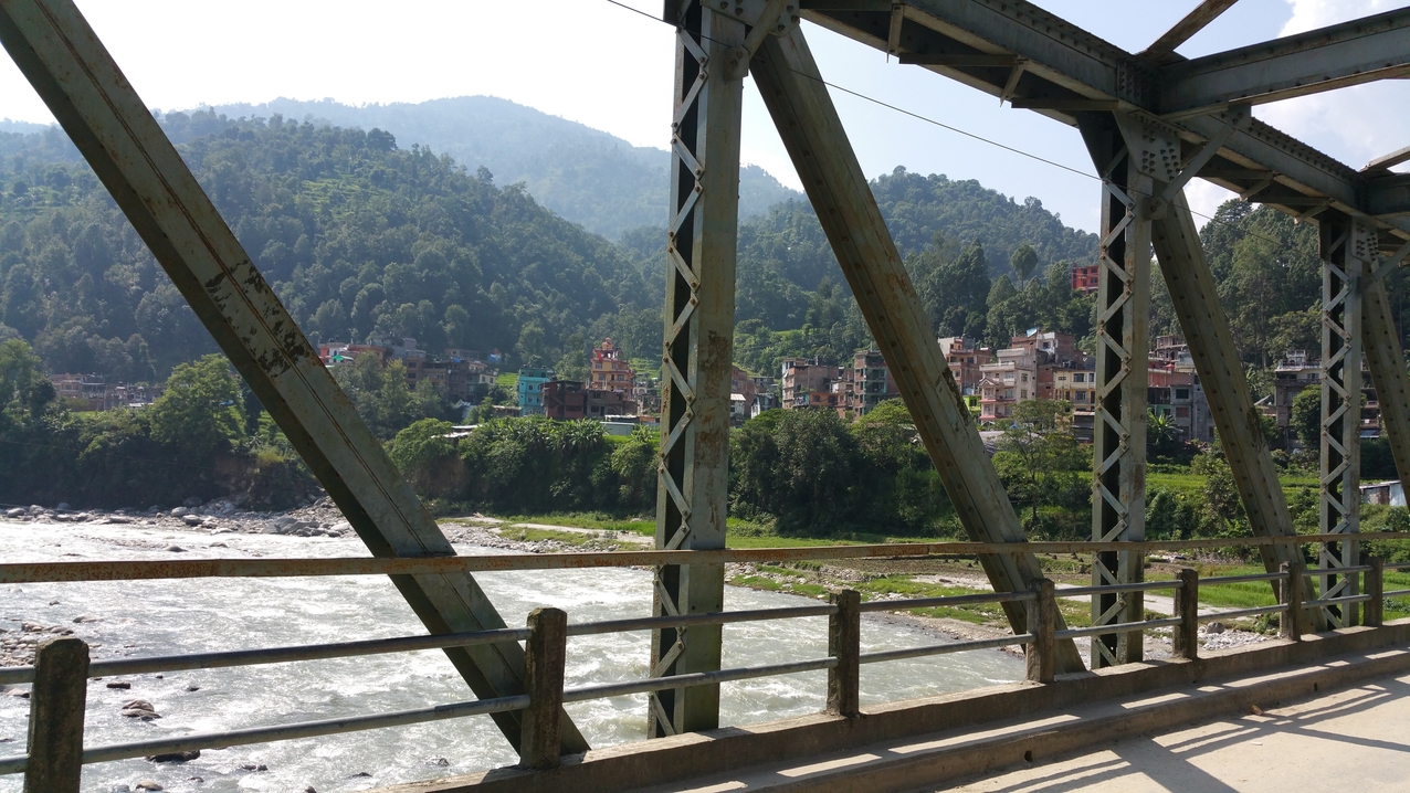 Die Brücke über den Irawati.
