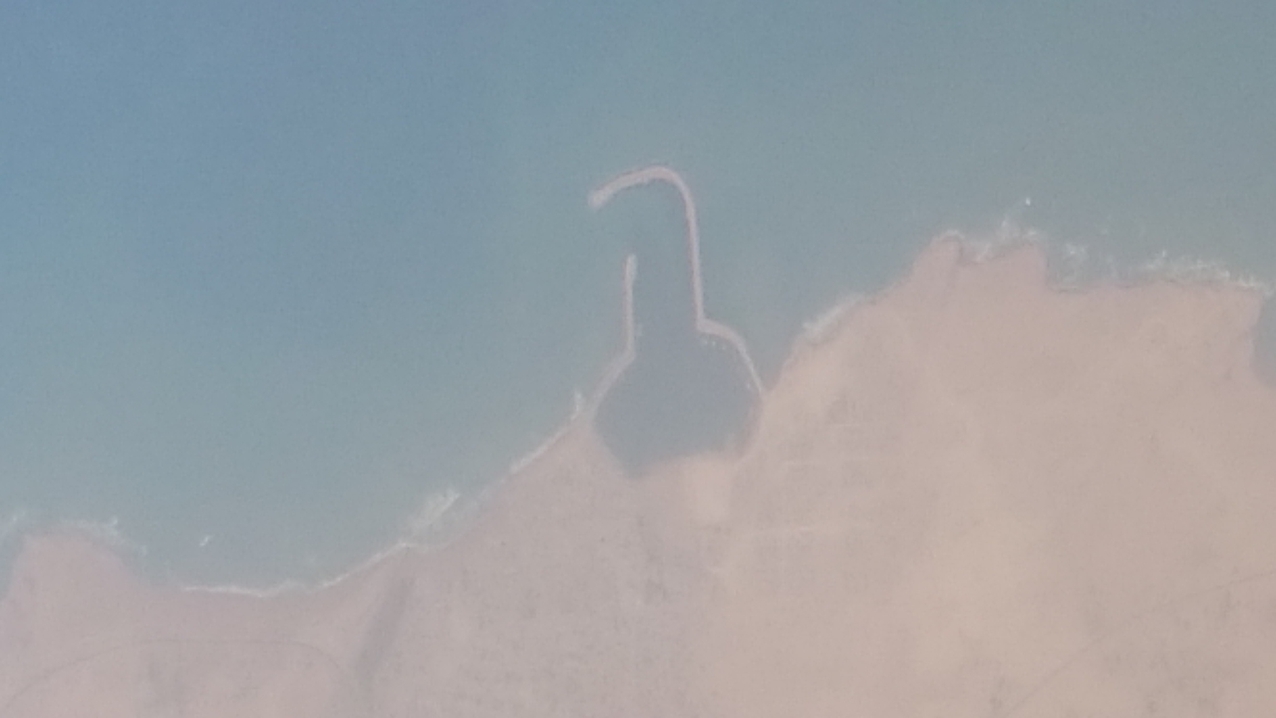 Die Wolken werden immer dichter und man sieht immer seltener etwas von der Erdoberfläche.
